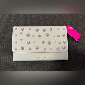 Betsey Johnson Cream XO Tanya Wallet/Clutch with Pearl Accents New